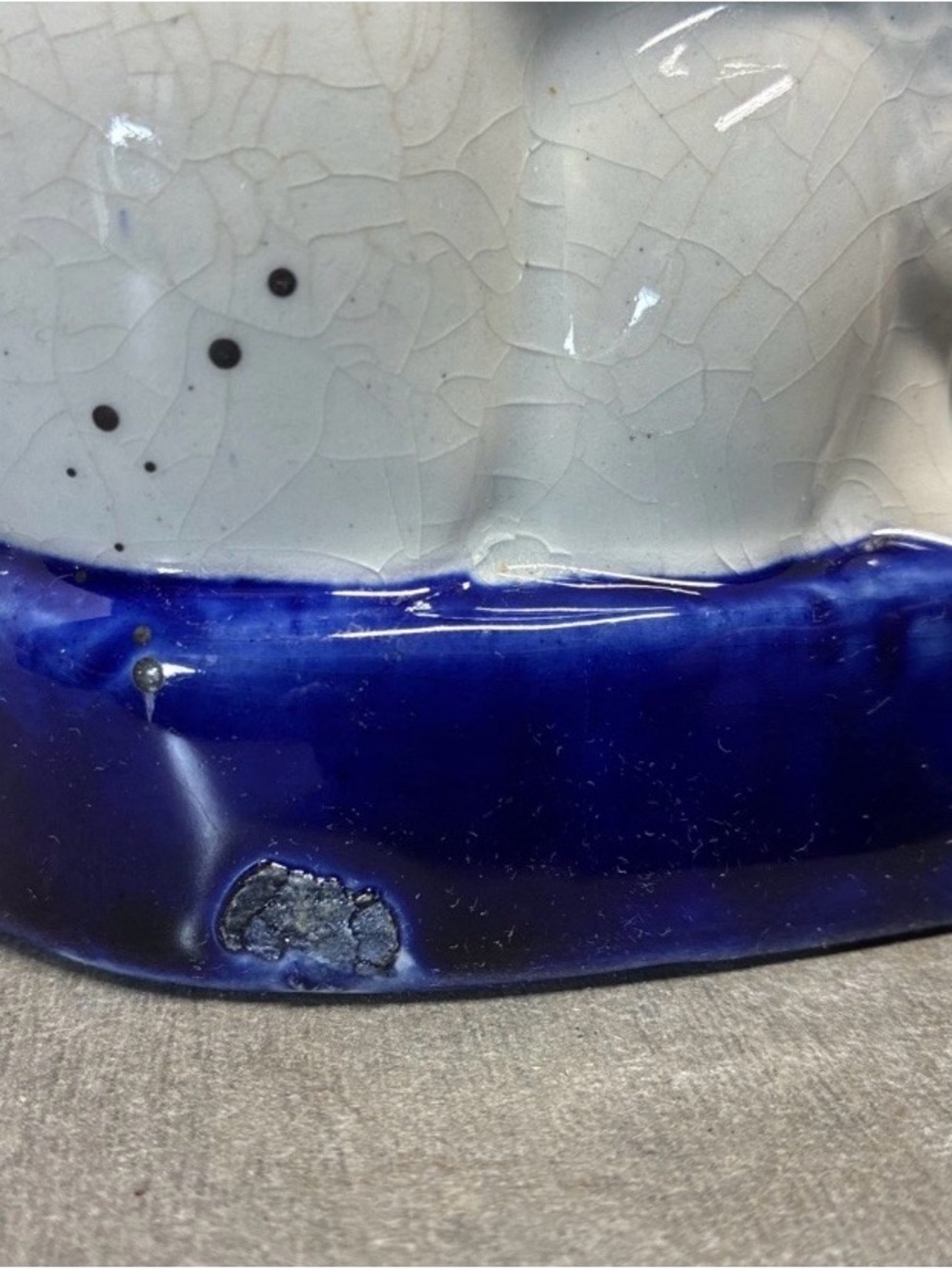Pair Of Staffordshire 19 c. Poodle Mum With 2 Pups Cobalt Base Gilt Trim - Picture 14 of 16